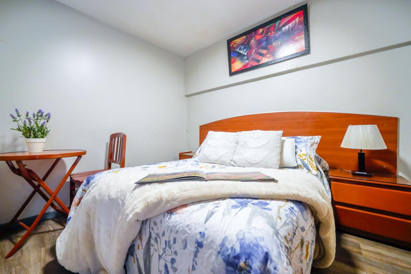 Imperial Inn Lima Bagian luar foto