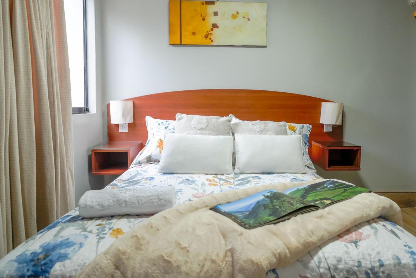 Imperial Inn Lima Bagian luar foto