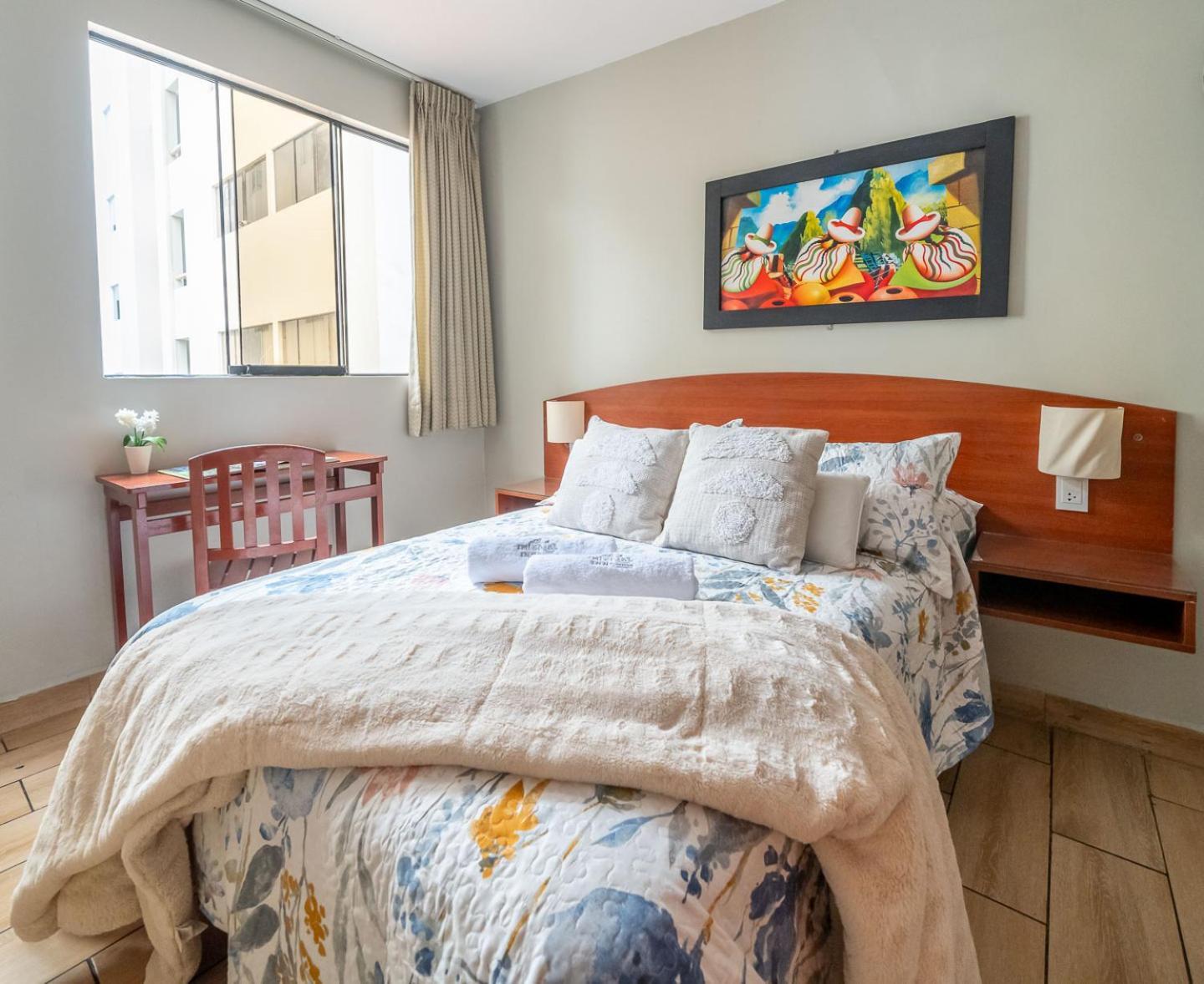 Imperial Inn Lima Bagian luar foto