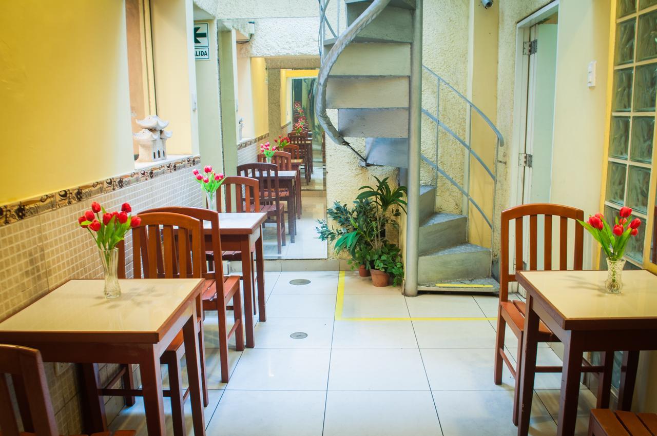 Imperial Inn Lima Bagian luar foto